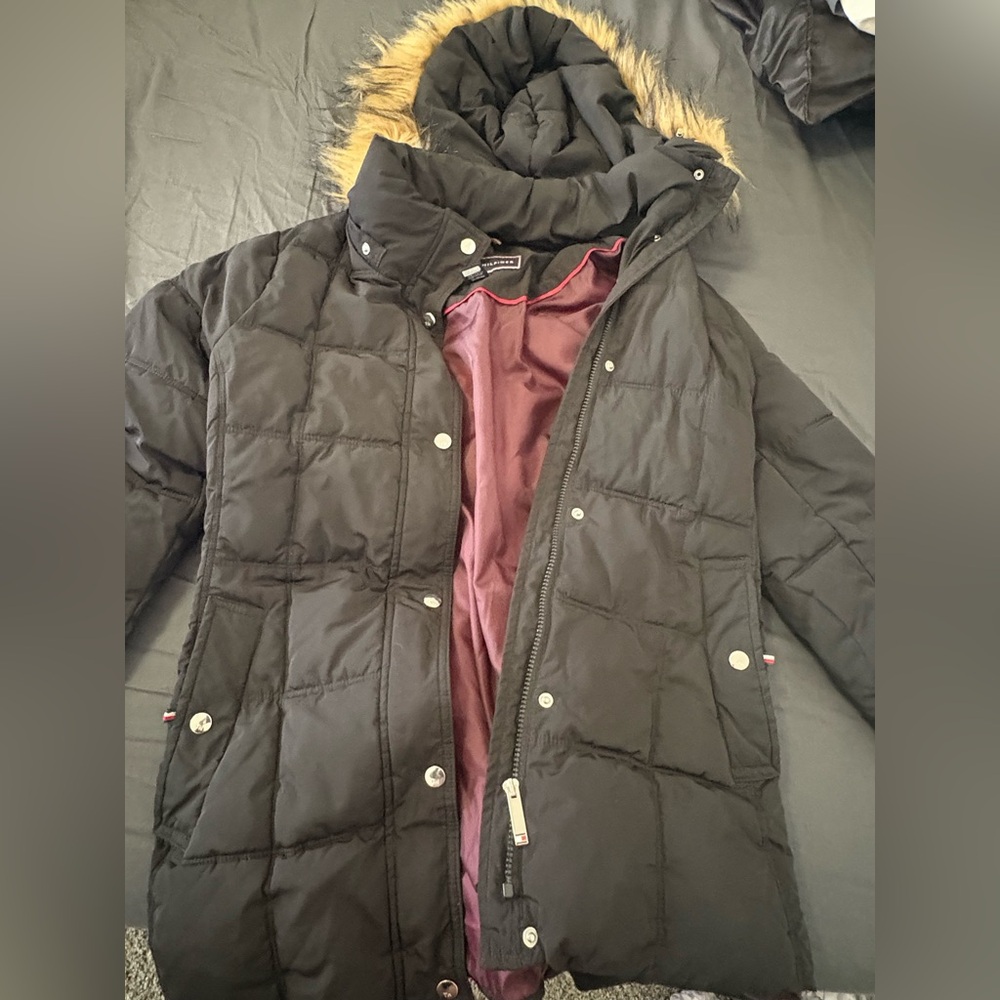 Tommy Hilfiger Black Puffer Jacket with Faux Fur Hood